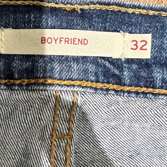 Levi’s Boyfriend Cropped Jeans Size 32 Inseam 26” - Picture 8 of 8
